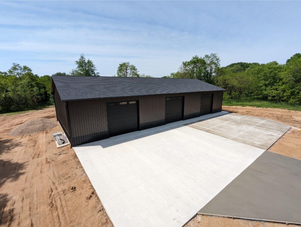 exterior - 3 garage doors